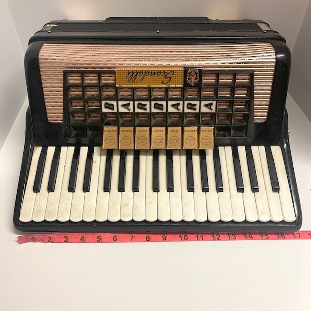 Vintage Scandalli Accordion Barbara Model Made in Italy M 172/5